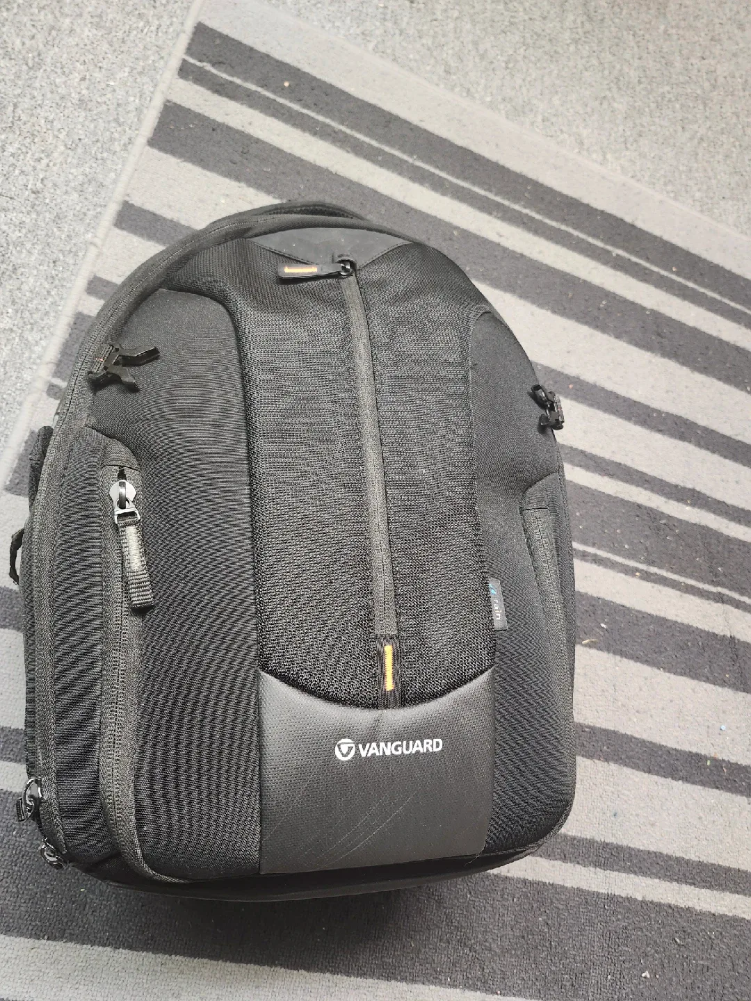 Vanguard Camera Backpack - Black thumbnail