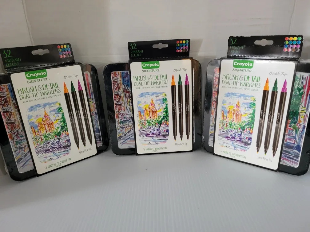 New Crayola Brush & Detail Dual-Tip Markers, 32 Colors image indicator(2)