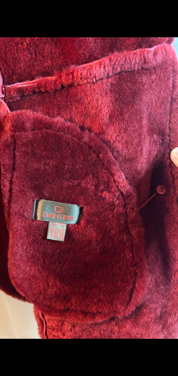 Danier XL Burgundy Shearling Coat - photo 3