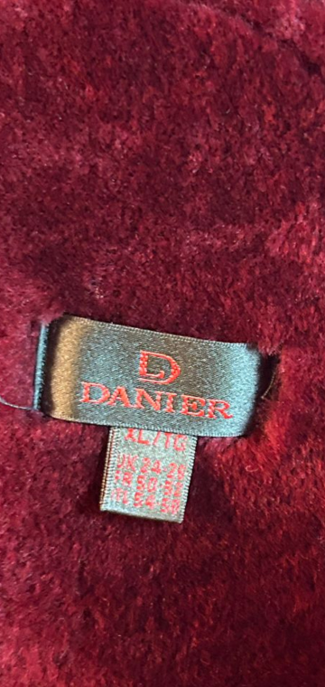 Danier XL Burgundy Shearling Coat - photo 4