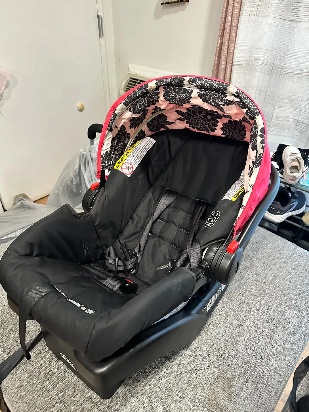 Graco Car Seat & Stroller image indicator(2)
