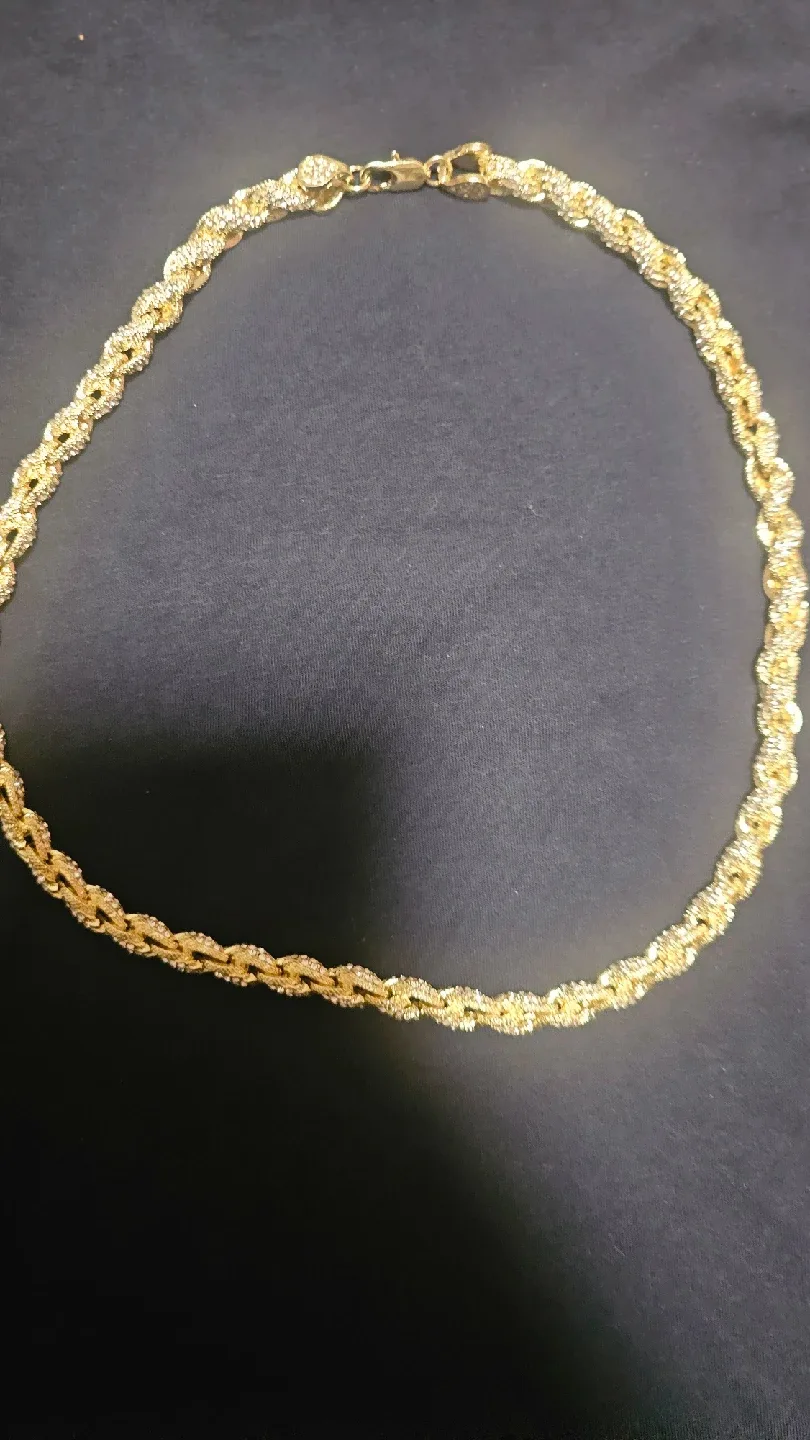 Gold Rope Chain Necklace image indicator(3)