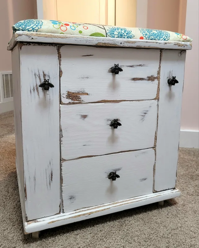 ✨ Vintage Sewing Stool – 1970s Cottagecore Treasure ✨ image indicator(6)