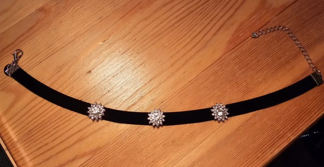 Black Velvet Choker with Rhinestone Sunbursts image indicator(2)