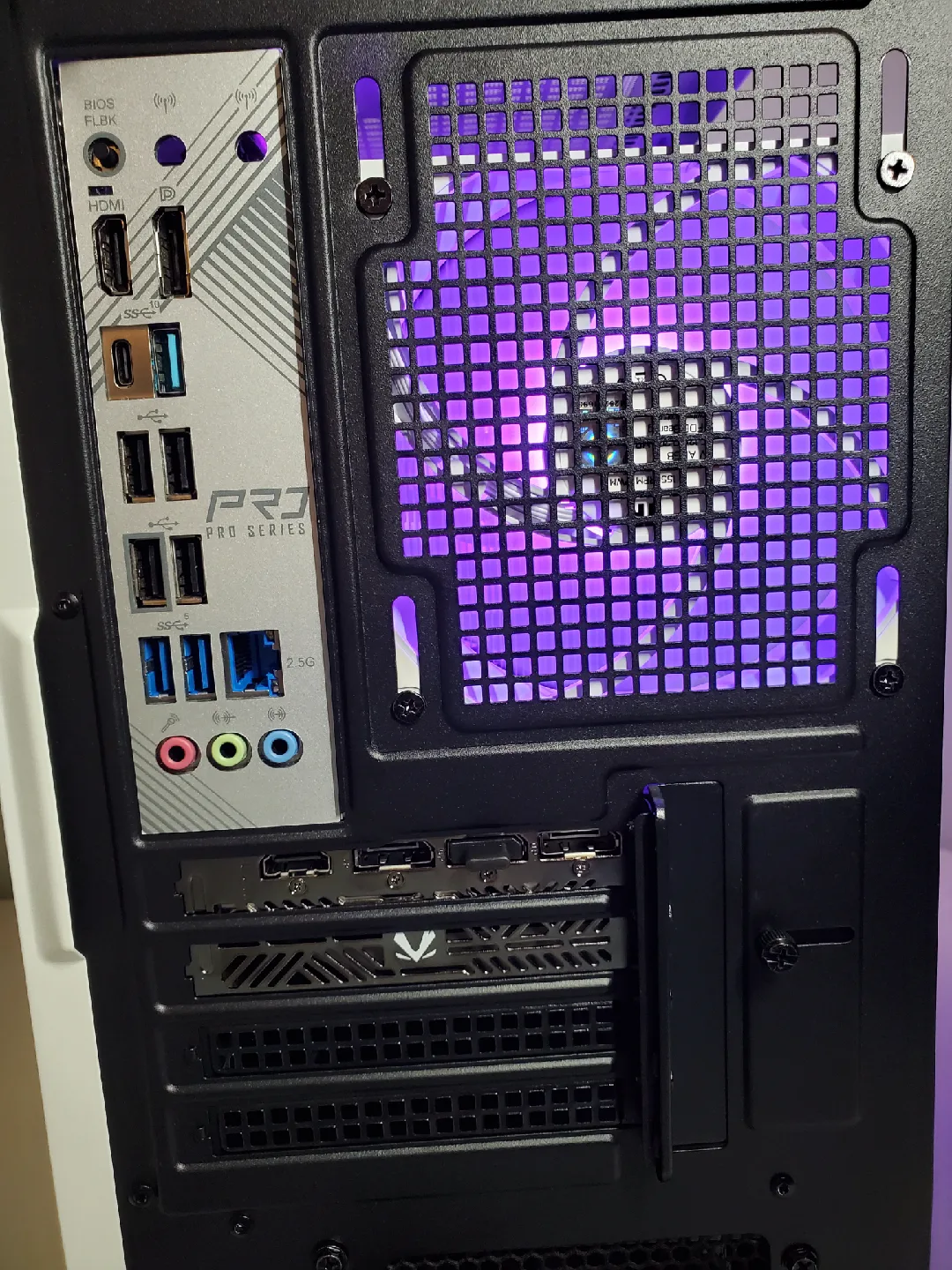 Oreo Build: Ryzen 7600x / Rtx 5060 / 1tb / 32g ram image indicator(3)