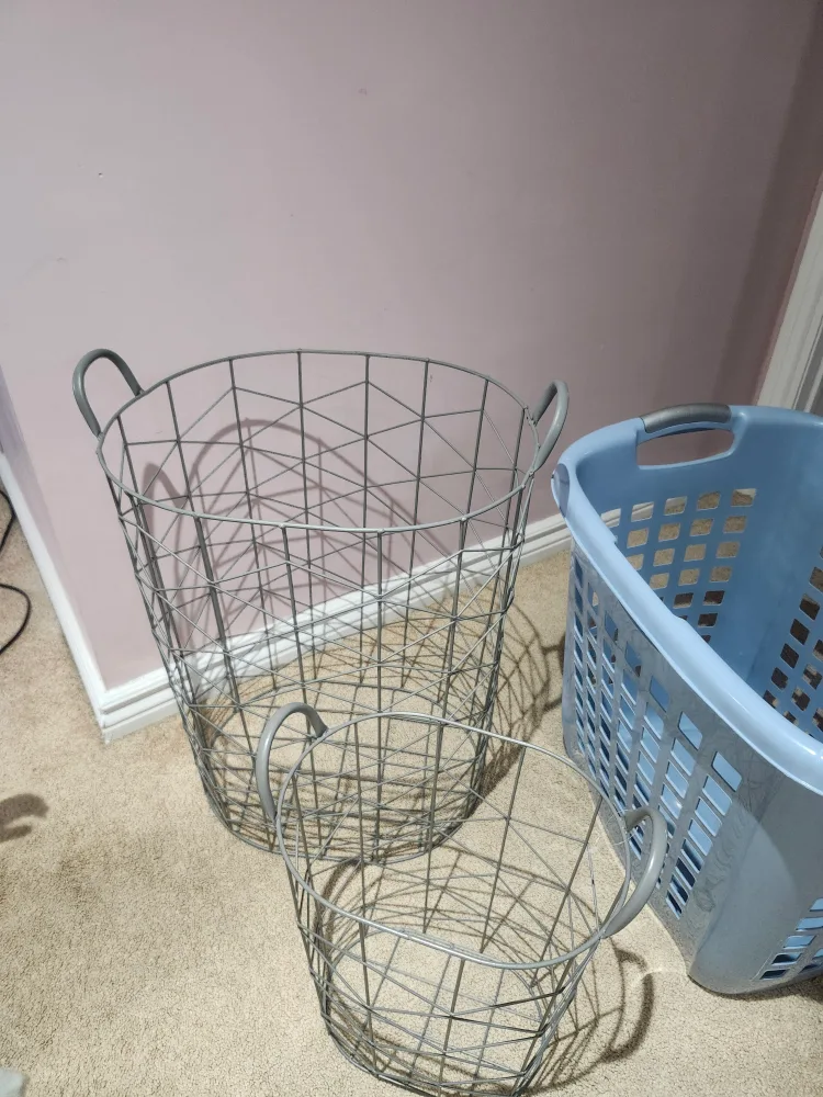 2 Wire baskets & laundry basket image indicator(2)