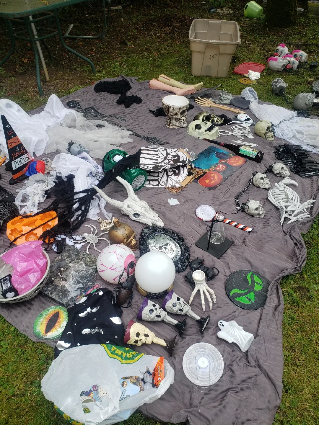 Halloween Decorations Lot