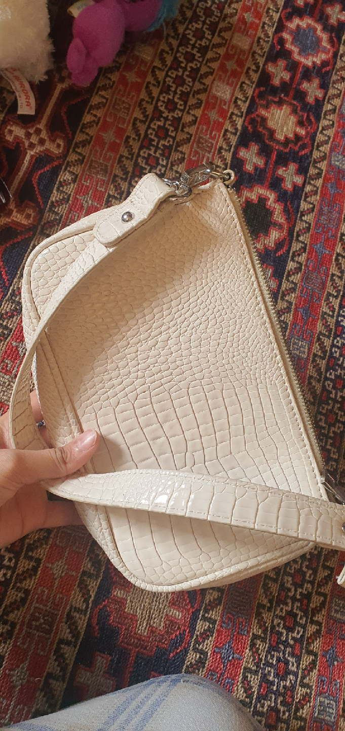 Beige Croc-Look Urban Outfitter Shoulder Bag