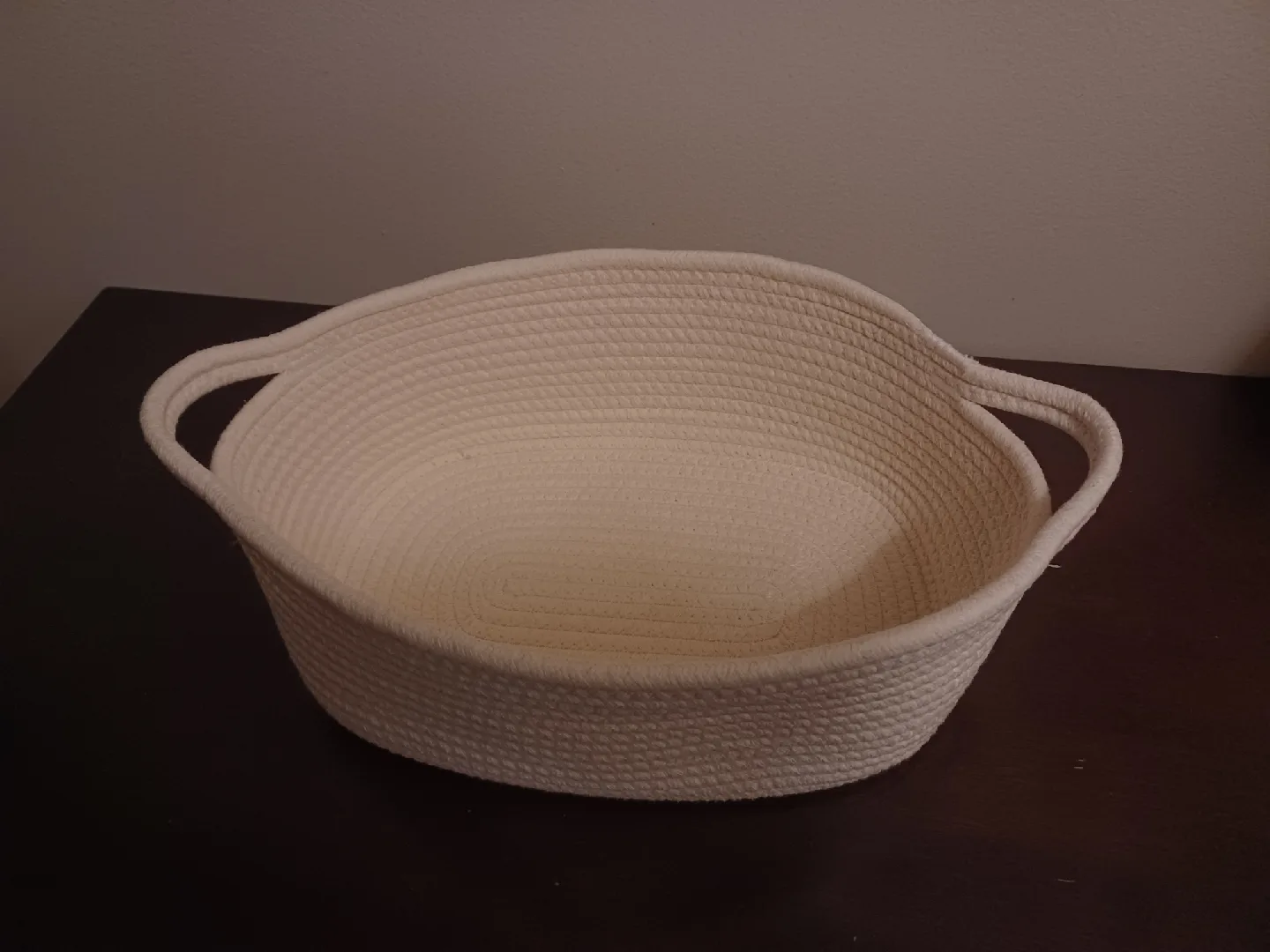 White Rope Basket - Great Condition! image indicator(2)