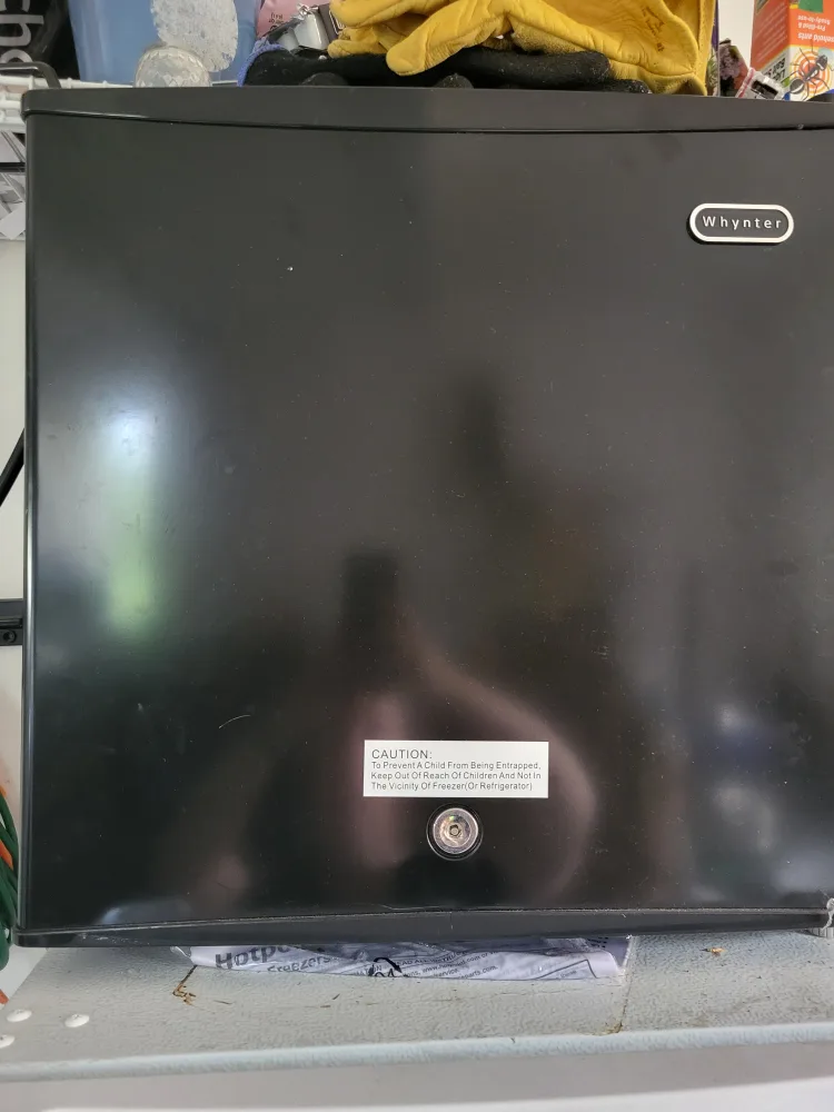 Whynter Black Mini Fridge thumbnail