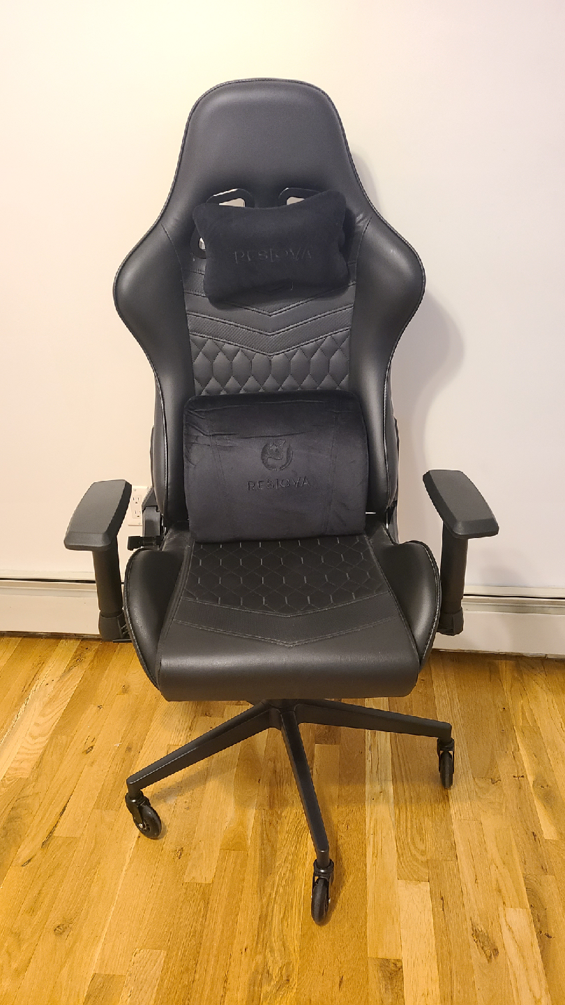 Resovia Gaming Chair - Black
