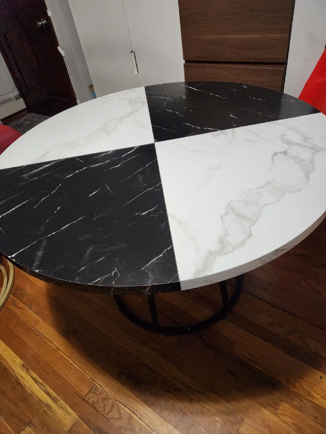 dining chairs with 4 and table thumbnail