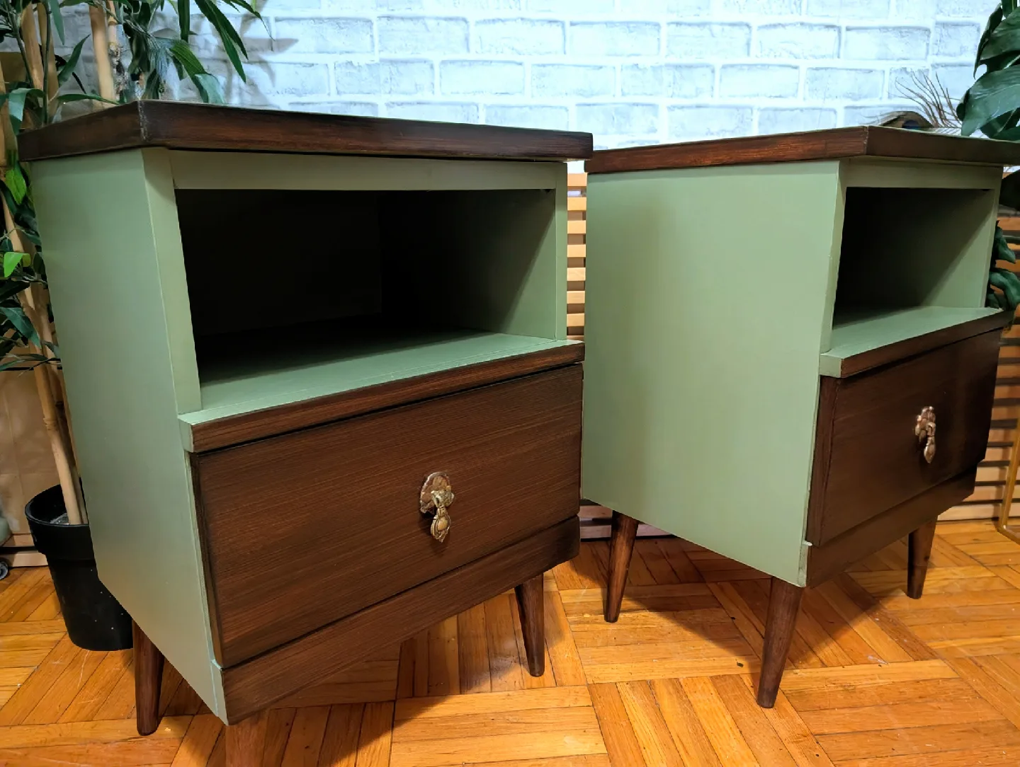 Midcentury Modern Nightstands image indicator(2)