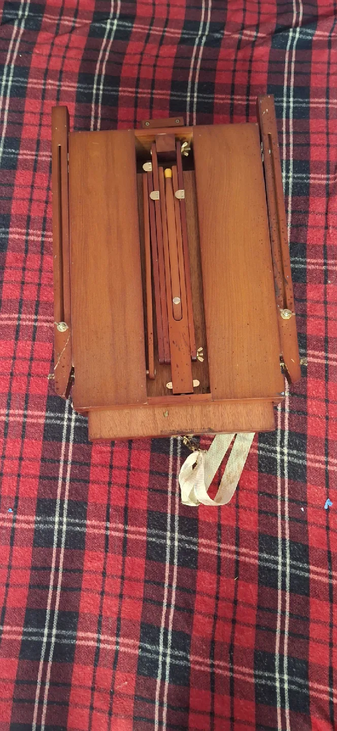 foldable Wooden Artist Easel image indicator(6)