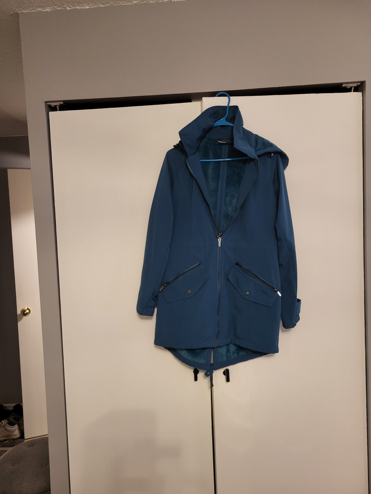 Reduced SwissTech Teal Blue Softshell Jacket Size Small