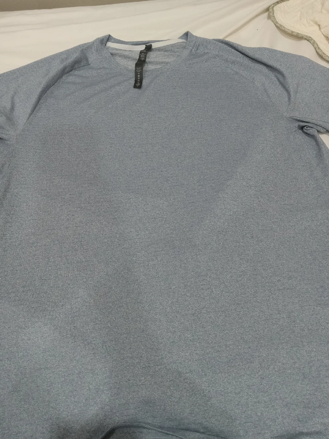 Lululemon XXL Grey T-Shirt thumbnail
