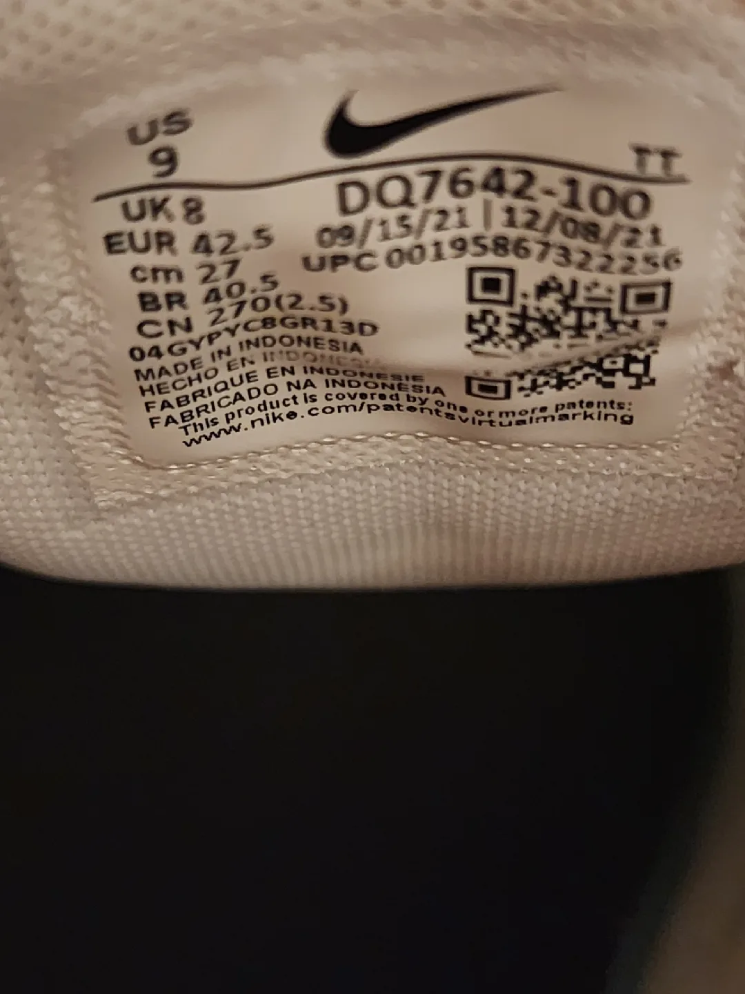 Nike Air Max 270 - US 9 image indicator(5)