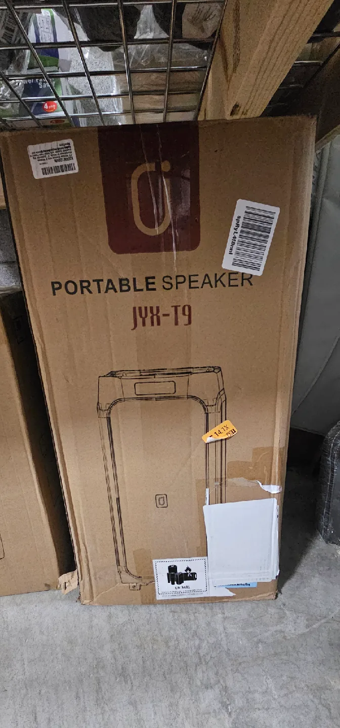 Portable Karaoke Speaker with Dual Subwoofers image indicator(6)