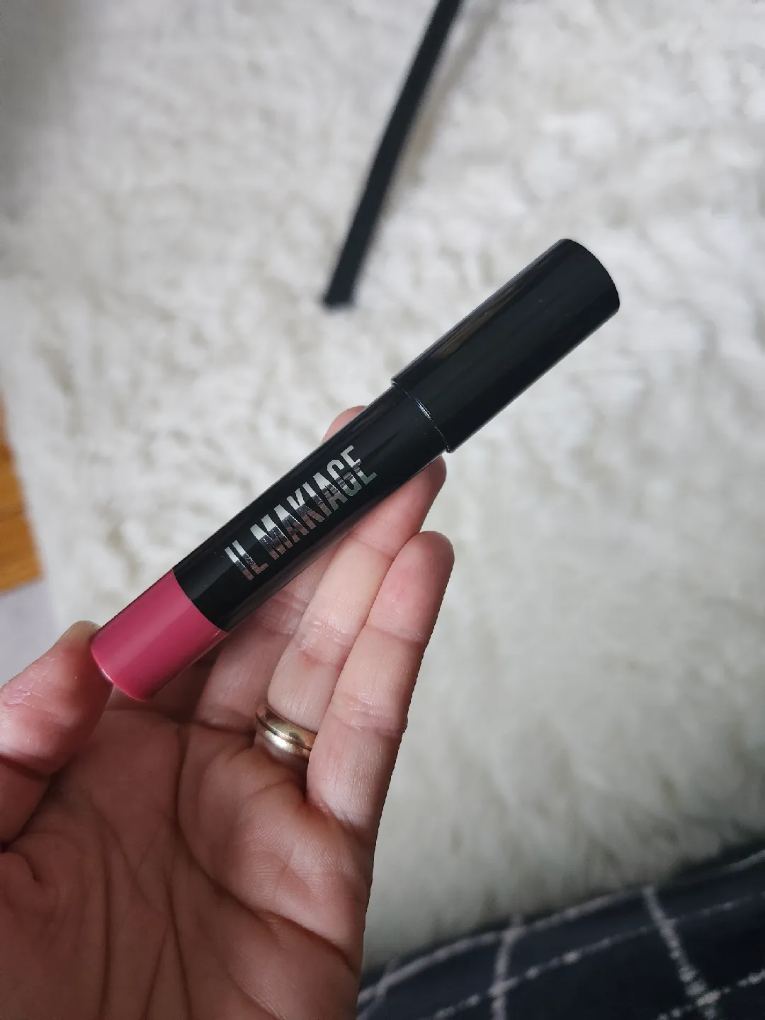 Il Makiage Super Stay Lip Color - Rare thumbnail