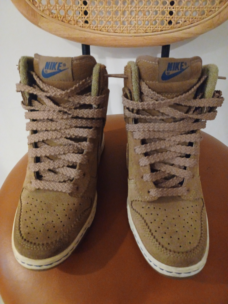 Nike Dunk Sky High Women's Sneakers - Size 7