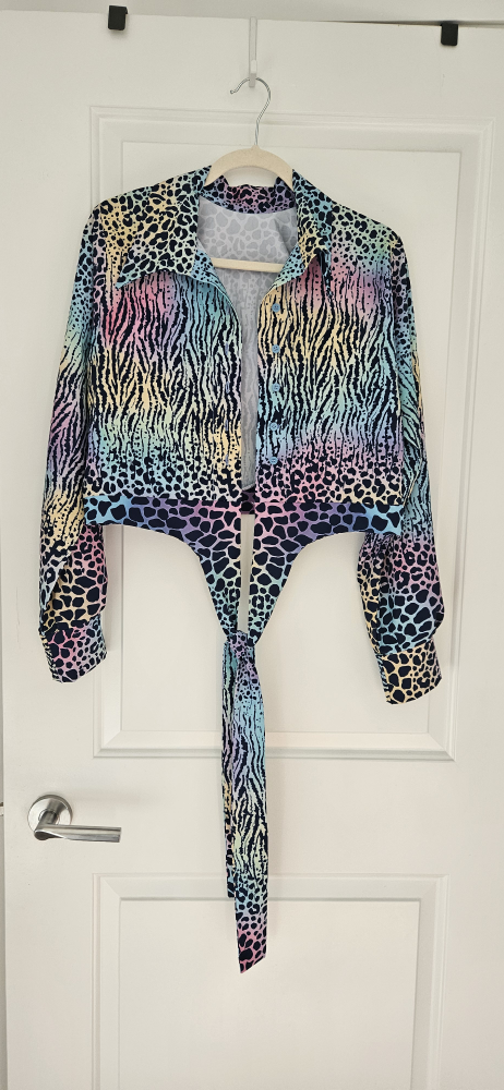 Animal Print Tie Front Top, Size Medium