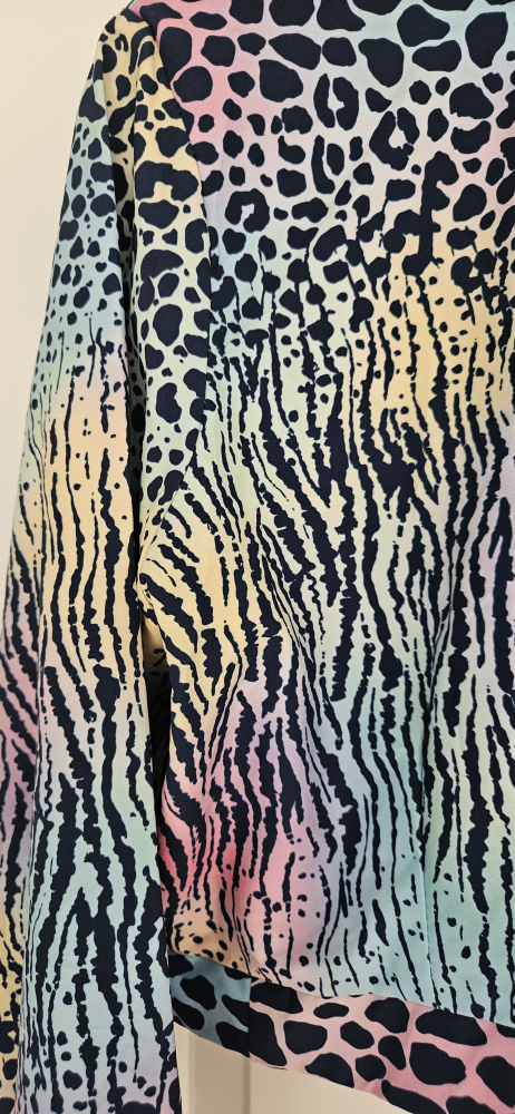 Animal Print Tie Front Top, Size Medium - photo 4
