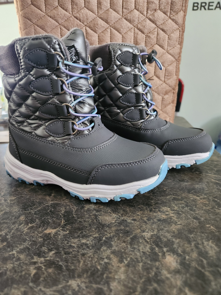 Kids' Winter Snow Boots - Size 1