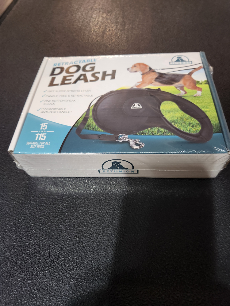 Pet Union Retractable Dog Leash - New in Box!