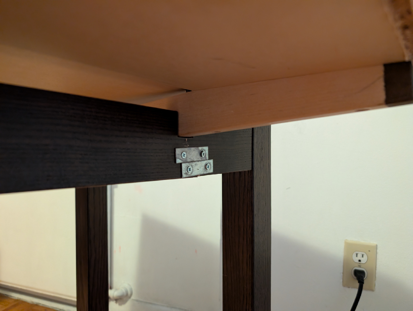 Dark Brown Extendable Dining Table - photo 5