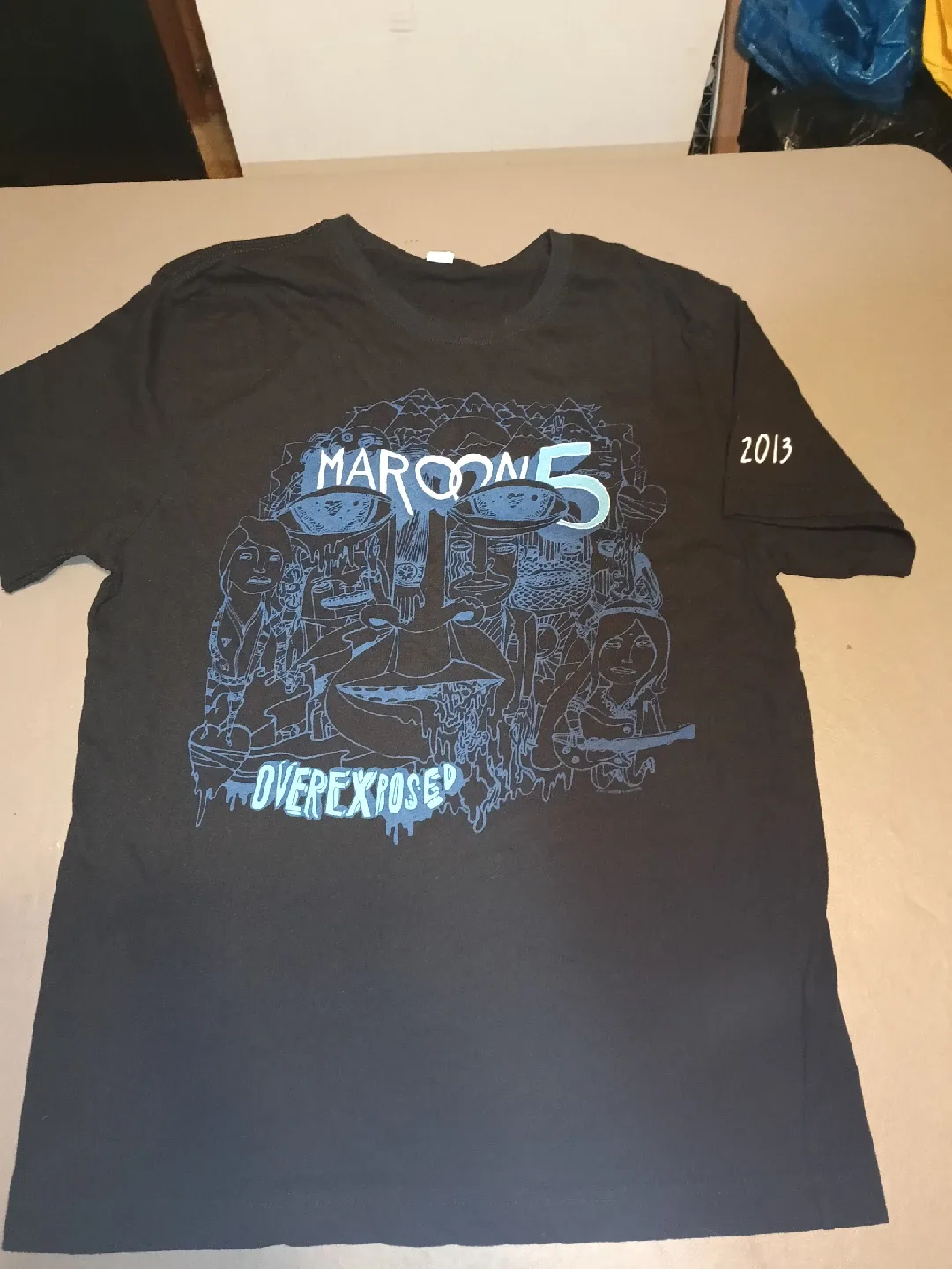 Maroon 5 Overexposed Tour 2013 T-Shirt image indicator(2)