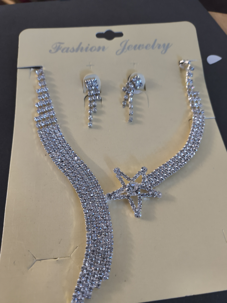 Fashion Jewelry Necklace & Earring Set