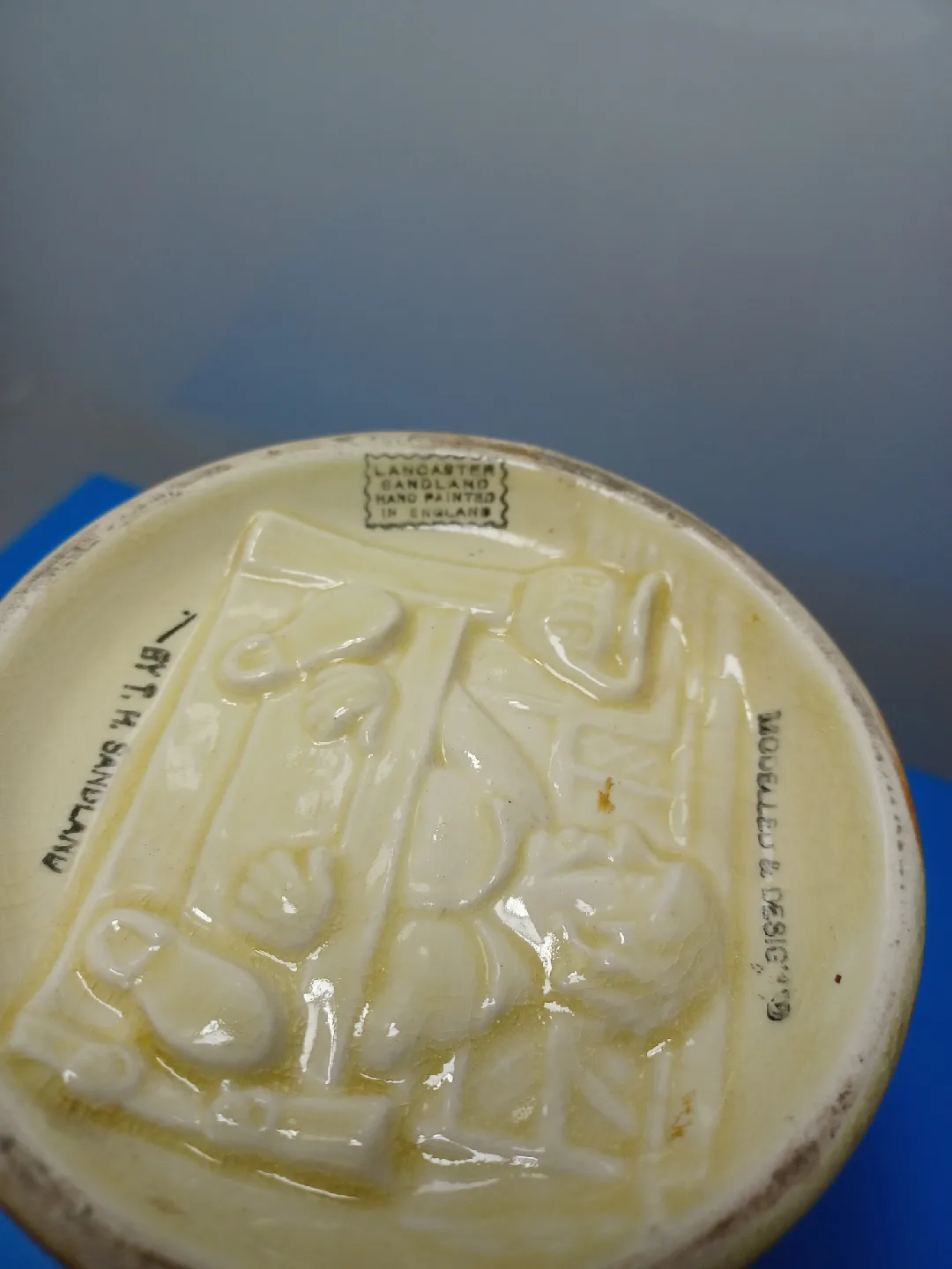 Lancaster Sandland Character Ware Dickens Weller Sairey Gamp Mug image indicator(4)