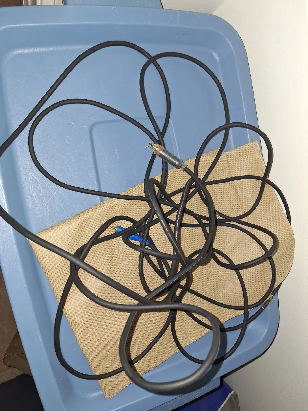 Subwoofer Cable, RCA Audio/Video Cable - Black thumbnail