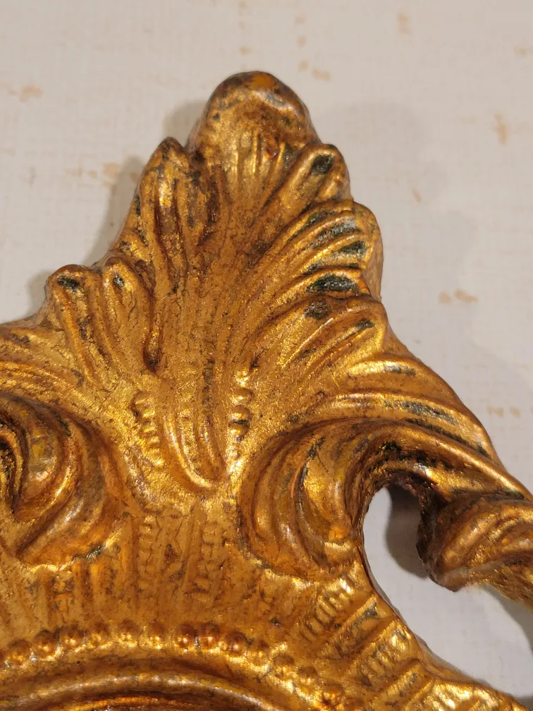 Vintage Gold Ornate Wall Mirror image indicator(2)