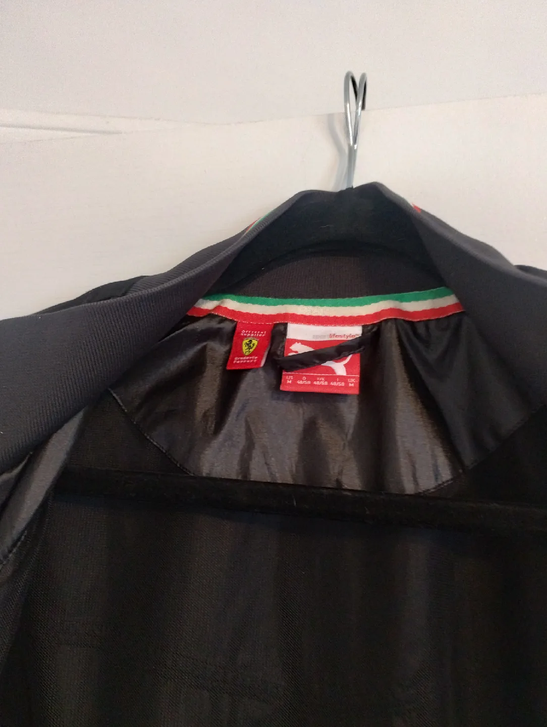 Puma Ferrari Track Jacket, Size M image indicator(5)