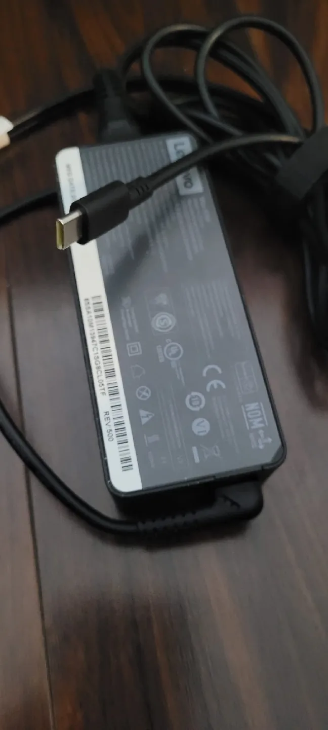 65W USB-C Power Adapter image indicator(2)