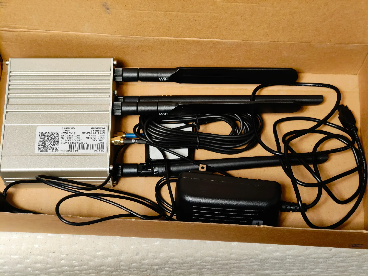 Teltonika RUTX11 Router image indicator(7)