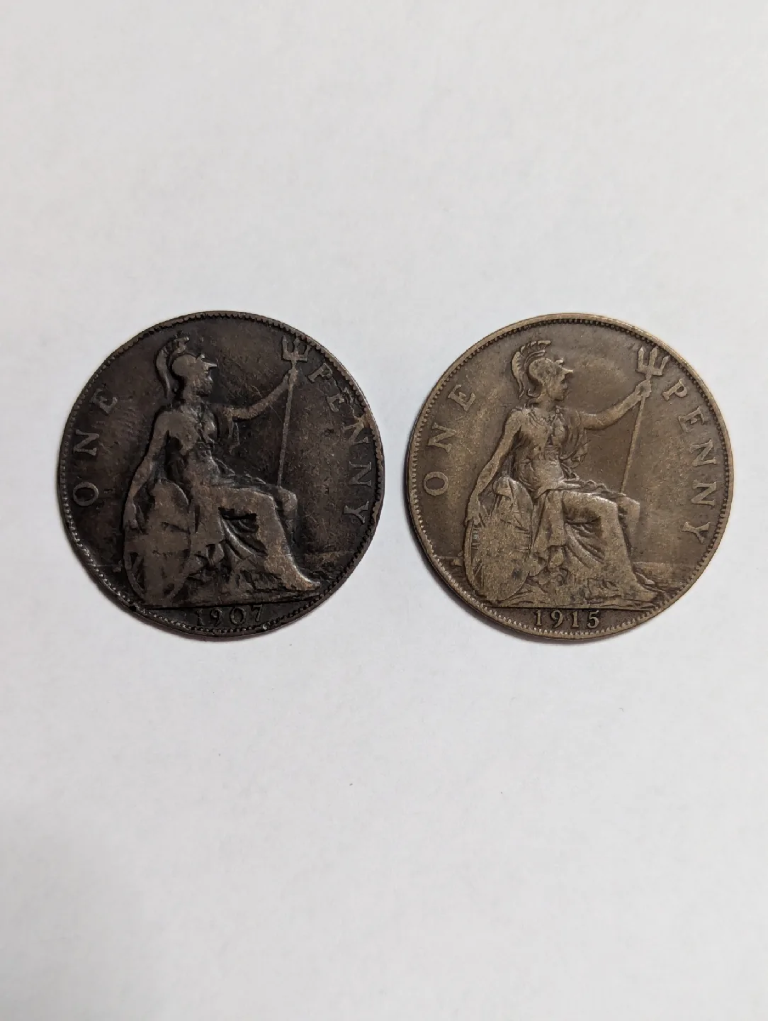 1907 & 1915 Great Britain One Penny thumbnail
