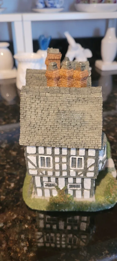 Lilliput Lane The White Hart Miniature House🥕 image indicator(4)