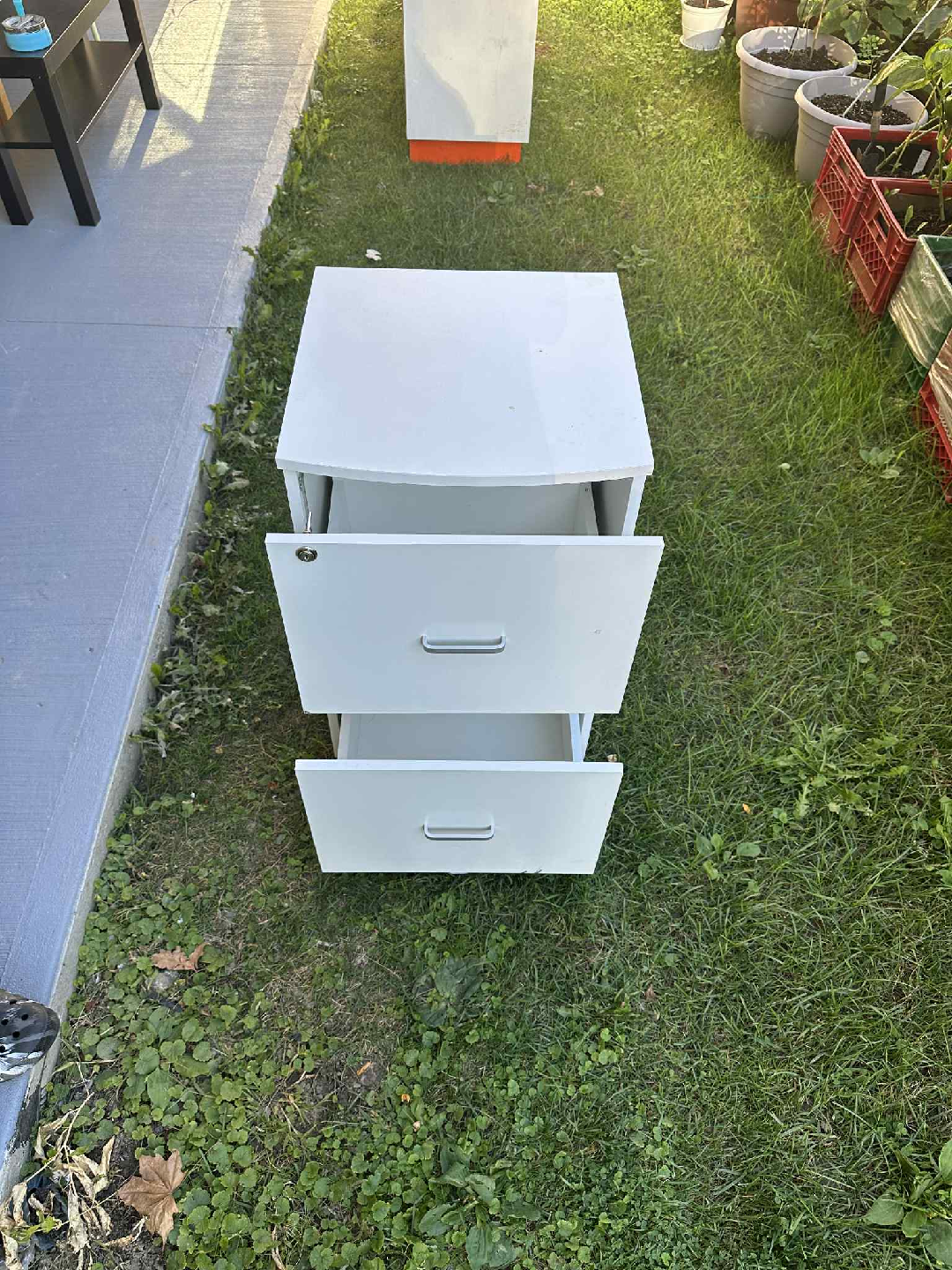 White 2-Drawer Filing Cabinet