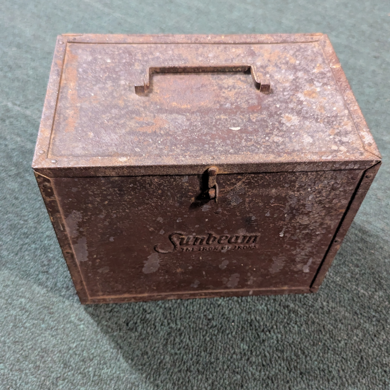 Vintage Sunbeam Metal Storage Box – “The Iron of Irons” - photo 2