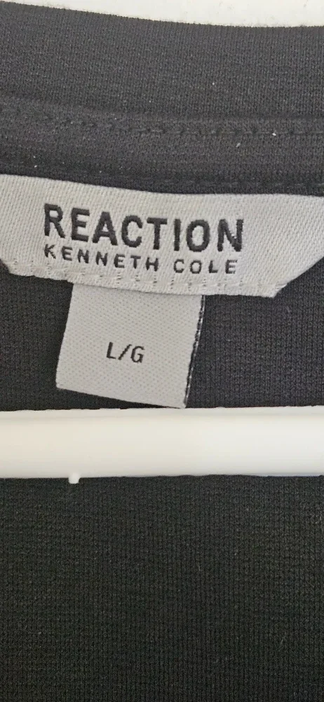 Kenneth Cole long sleeve knit size large image indicator(4)