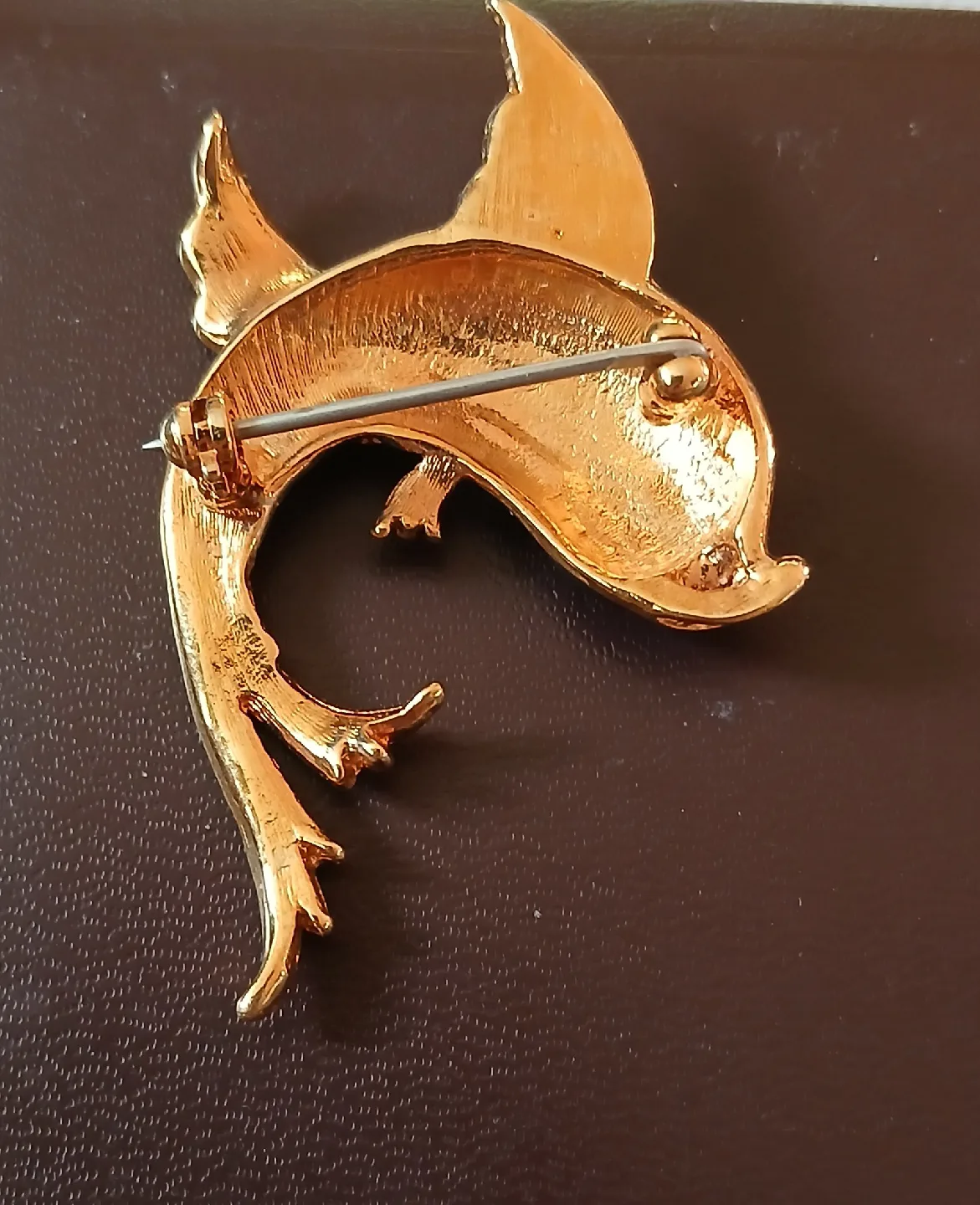 Fish Brooch - Gold Tone & Enamel image indicator(2)