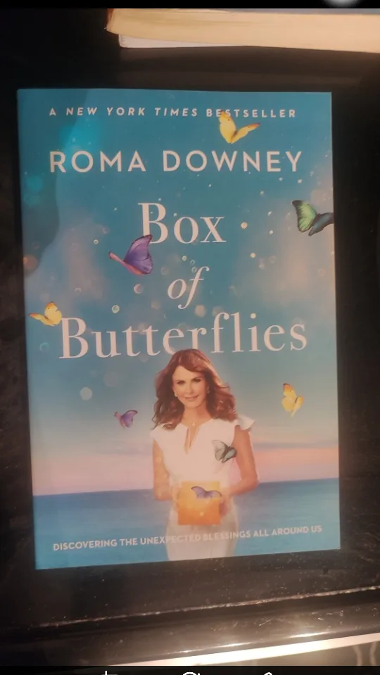 🧡Mixed Lot of Paperback Books image indicator(6)