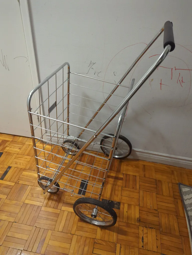 Easy Wheels Shopping Cart image indicator(2)