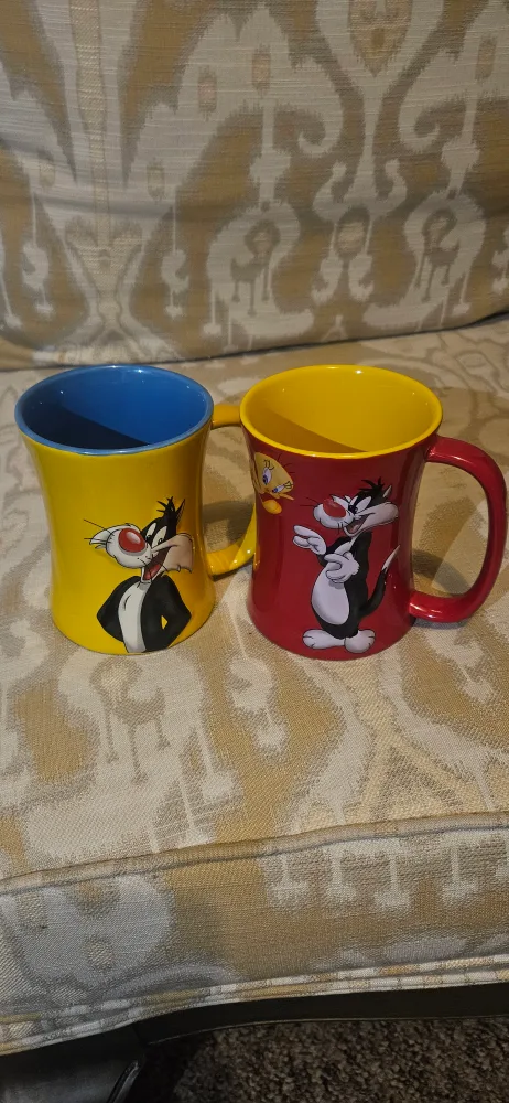 Sylvester and Tweety Warner Bros. Mugs - Set of 2 image indicator(3)