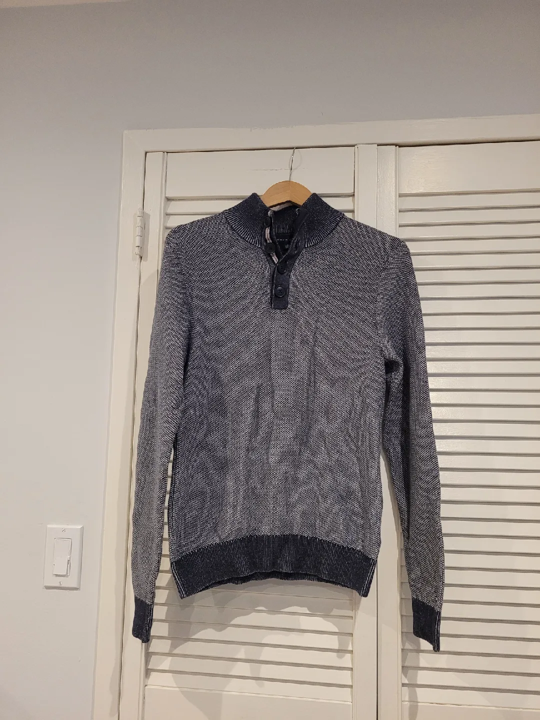 Tommy Hilfiger Sweater, Size XS thumbnail