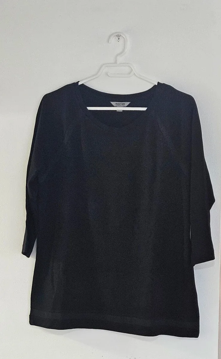 Kenneth Cole long sleeve knit size large thumbnail