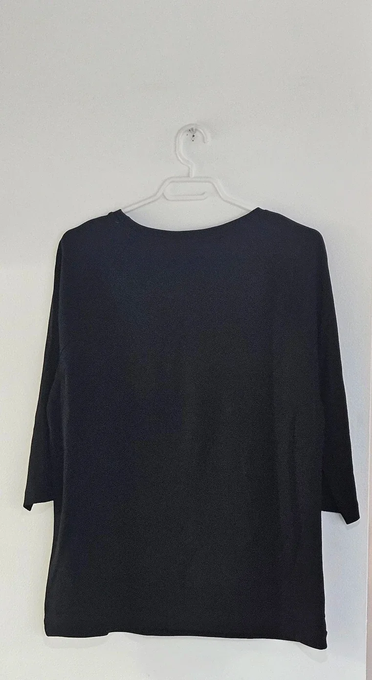 Kenneth Cole long sleeve knit size large image indicator(3)