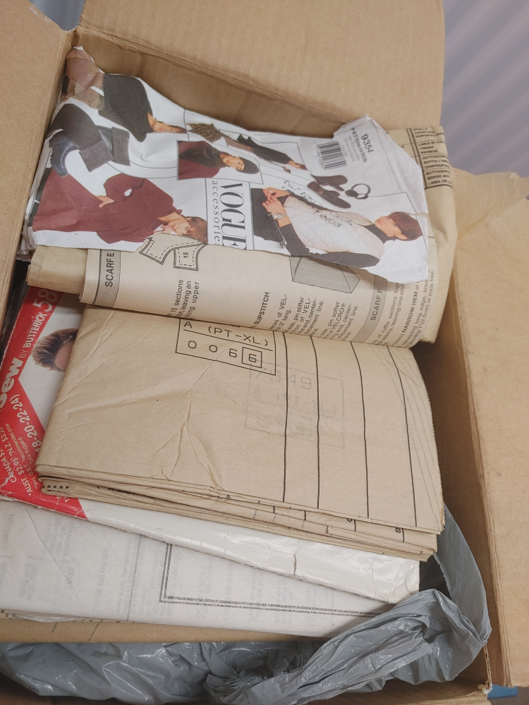 Sewing Patterns - Vogue, Butterick